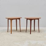 1460 9111 LAMP TABLE